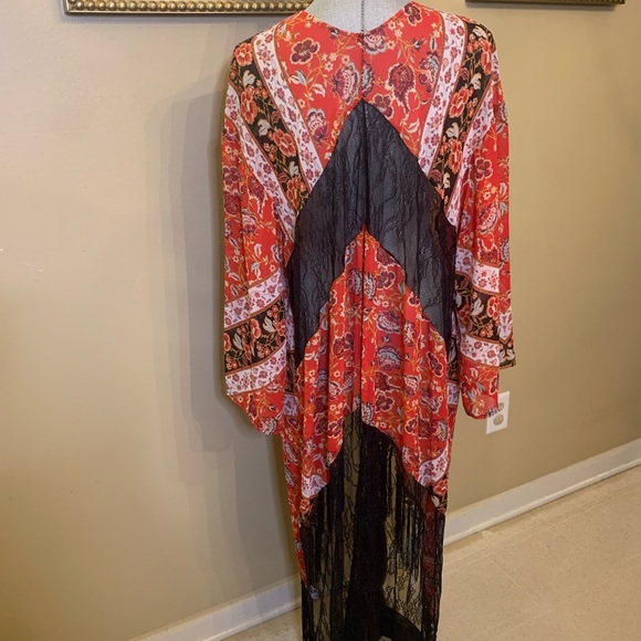 Kimono New without tags OS - Picture 2 of 2